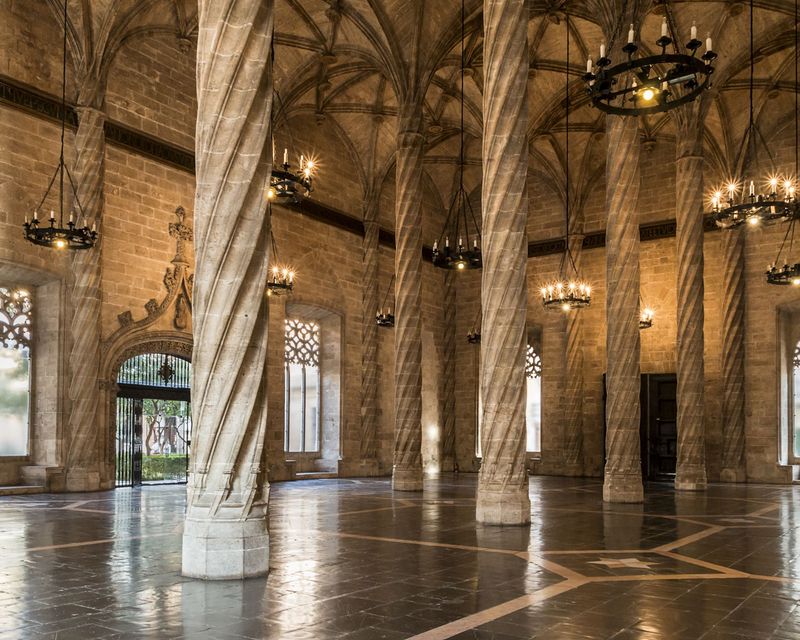 VALENCIA SOGGIORNO STUDIO 5.jpeg